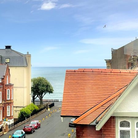 Apartment Victoria With Free Parking Scarborough Esterno foto