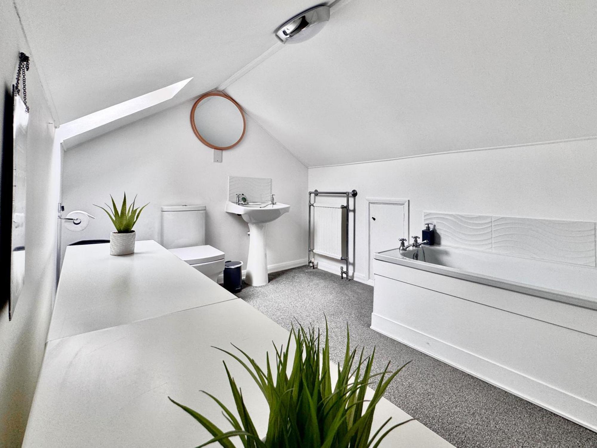 Apartment Victoria With Free Parking Scarborough Esterno foto